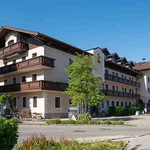 Zur Post Hotell Rohrdorf (Bavaria)