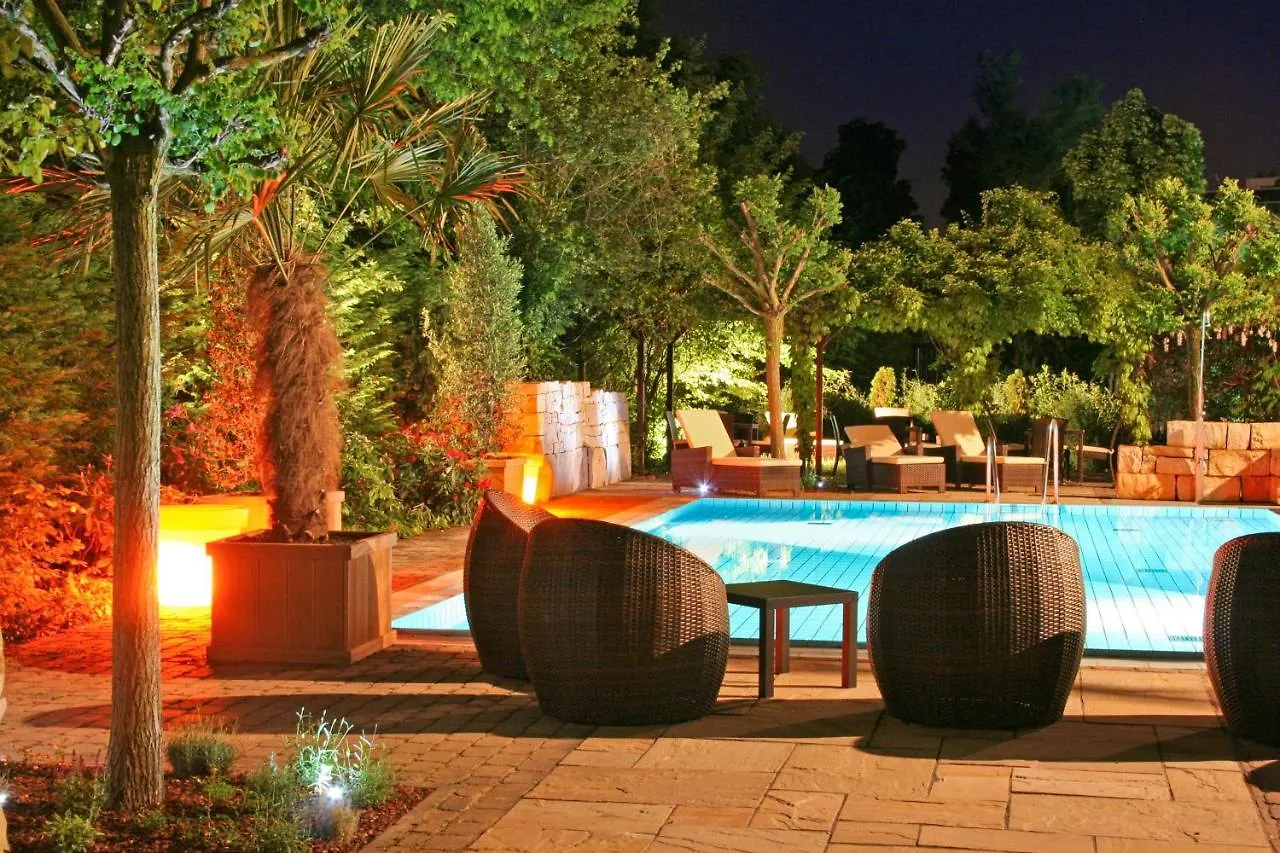 Mercure Hotel Hannover Medical Park 4*,